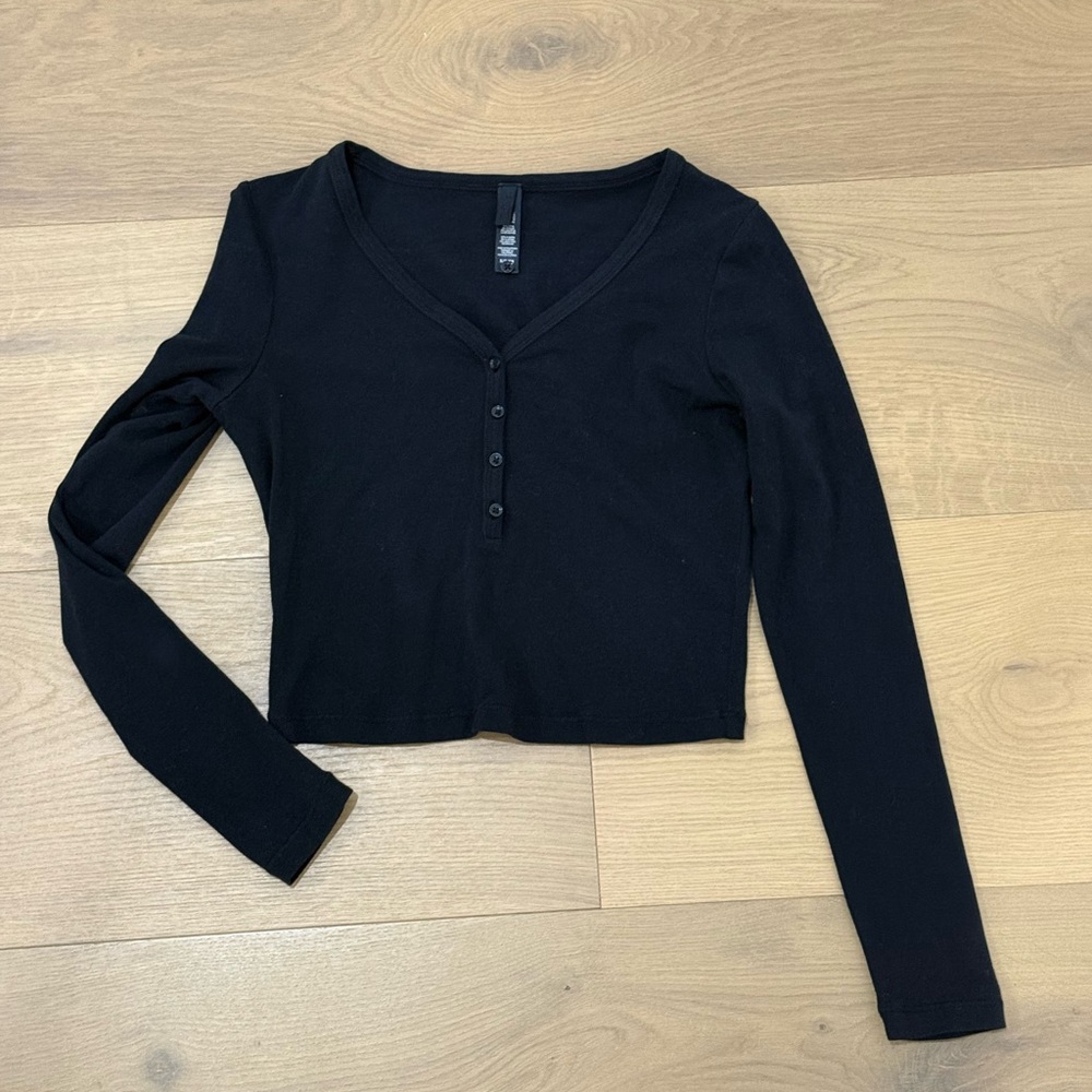 SKIMS Black Button Down Long Sleeve Top